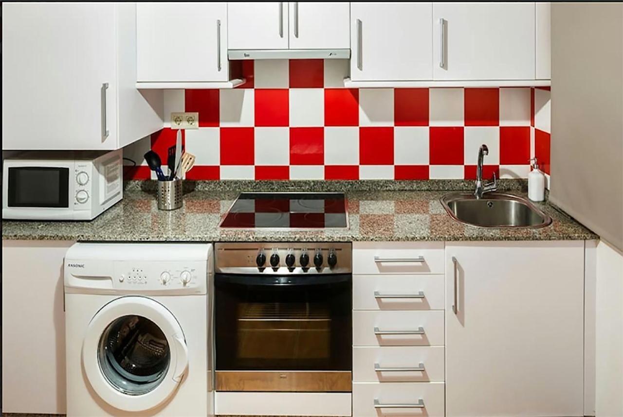 Apartment Red